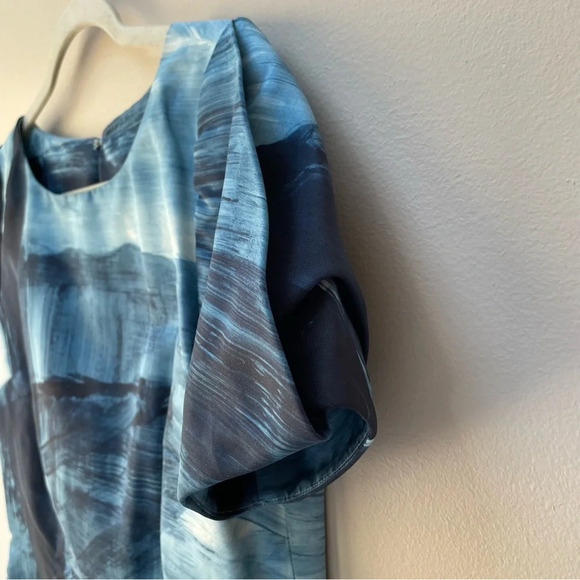 Carolina Herrera Blue Brush Stroke Abstract Sheath Dress MSRP $2,290 Size 8 - Picture 6 of 10